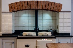 Photo 25- click for photo gallery